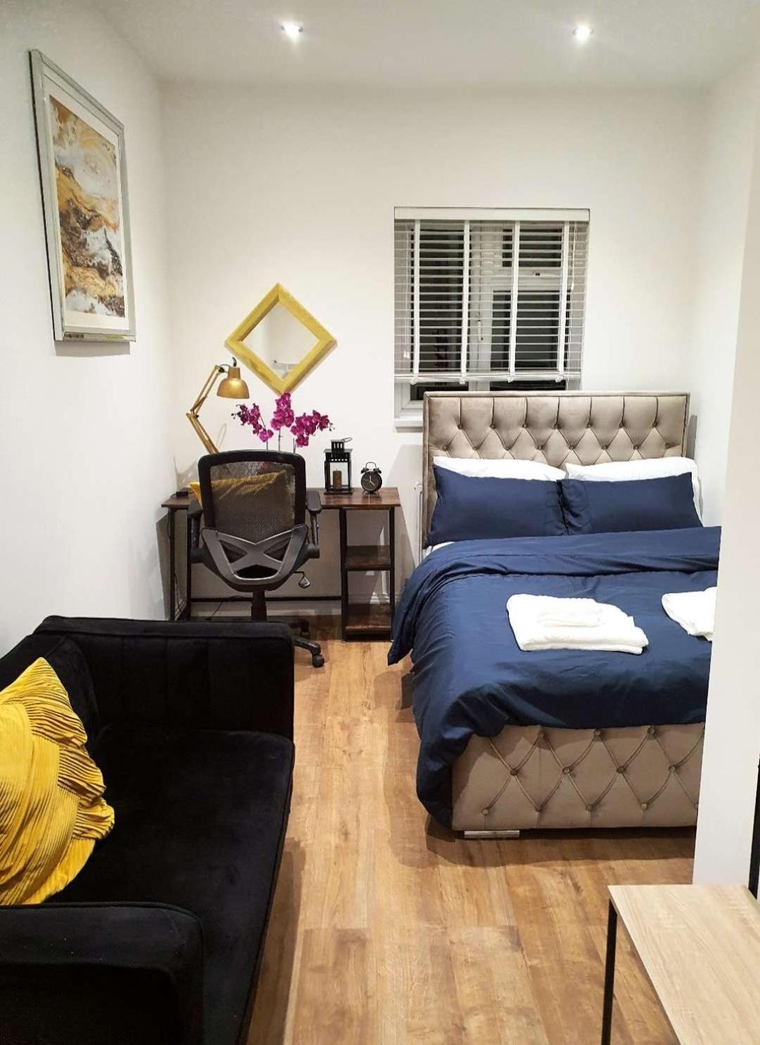 Apartment The Gold , Stylish Near Centre Nottingham